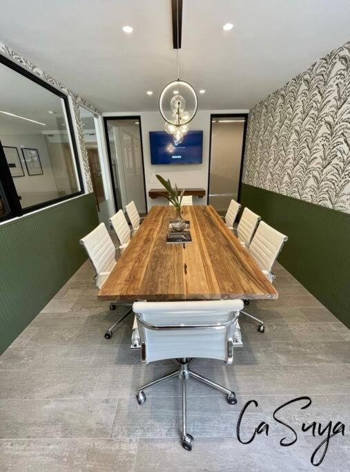 Casuya Airali Apartments With Heated Pool, Gym In City Center جواتيمالا المظهر الخارجي الصورة